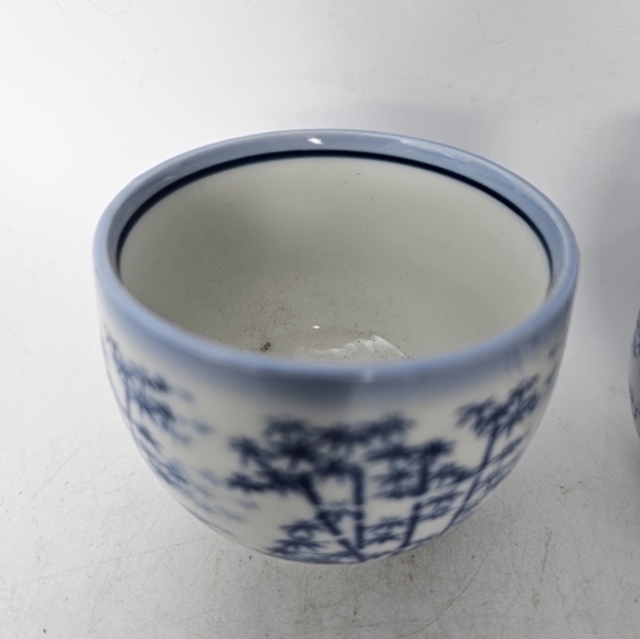 A pair of sake cups/soy‎ sauce dishes - Picture 5 of 5